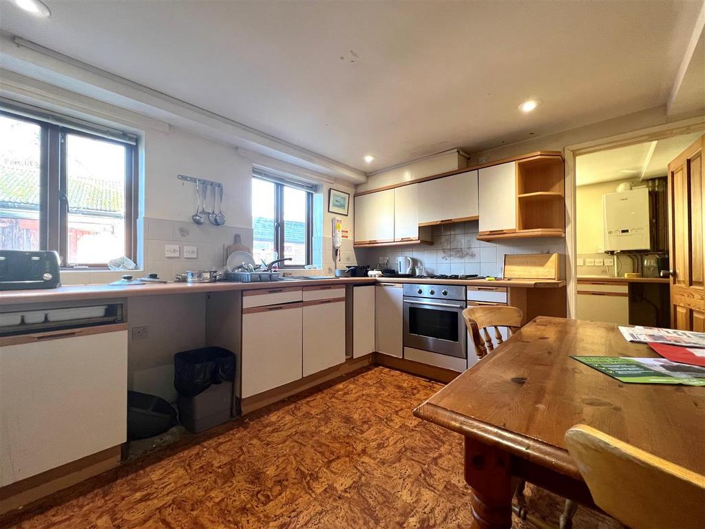 Kitchen.jpg