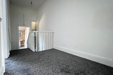 3 bedroom terraced house to rent, Dilston Road, Newcastle upon Tyne NE4