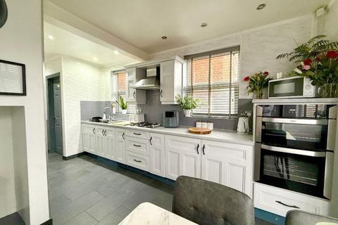 undefined, New Malden, London, KT3