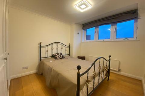 2 bedroom flat to rent, Dorman Way, Swiss Cottage