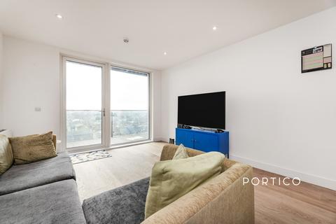 2 bedroom flat to rent, Station Approach, Hoe Street, London, E17