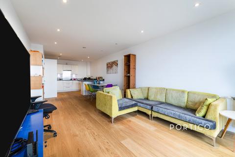 2 bedroom flat to rent, Station Approach, Hoe Street, London, E17