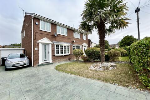 3 bedroom semi-detached house for sale, Ebor Mount, Kippax, Leeds