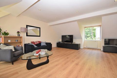 undefined, Imperial Drive, Harrow HA2