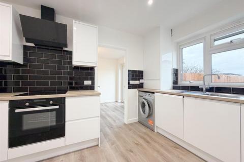 3 bedroom house to rent, Beeches Road, Cheltenham GL53 8NQ