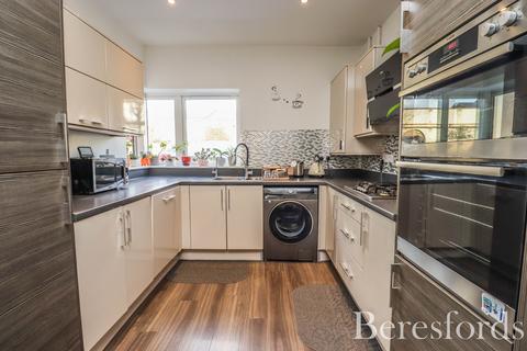 4 bedroom terraced house for sale, Dunn Side, Chelmsford, CM1
