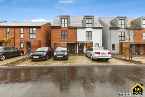 3 bedroom semi-detached house for sale, Harker, Gloucester, GL2