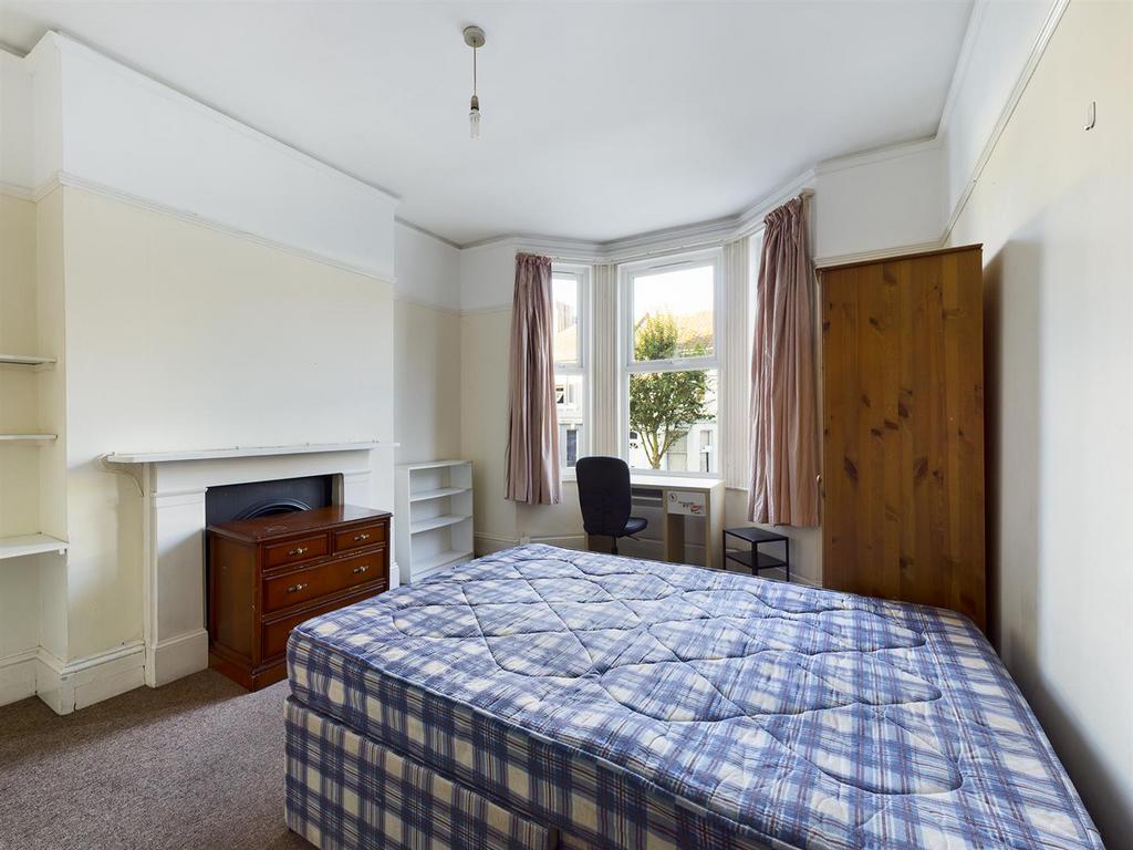 CAM00159 P1-PR0161-STILL02.jpg