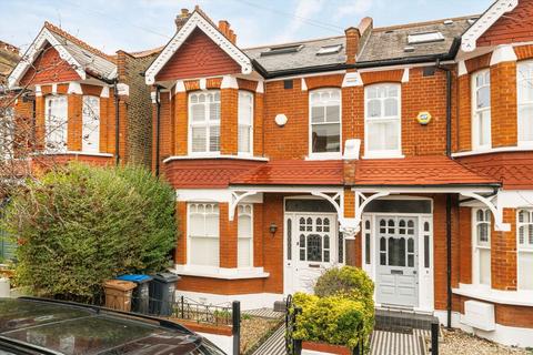 Normanton Avenue, London SW19