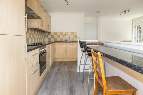 2 bedroom flat to rent, Mile End Road, E3 4LH