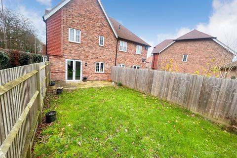 3 bedroom semi-detached house for sale, Tompsett Close, Boughton Monchelsea, Maidstone, Kent