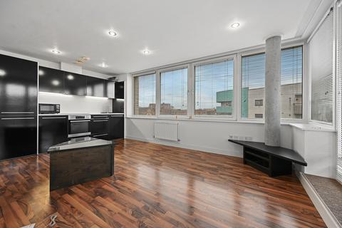 2 bedroom flat for sale, Hillside, London, NW10 8