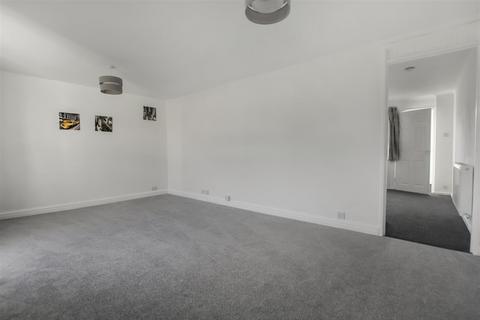 3 bedroom terraced house for sale, Ashlands Road, Northallerton