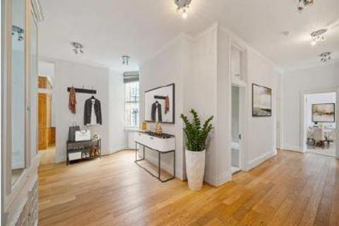 undefined, Bickenhall Street, London W1U