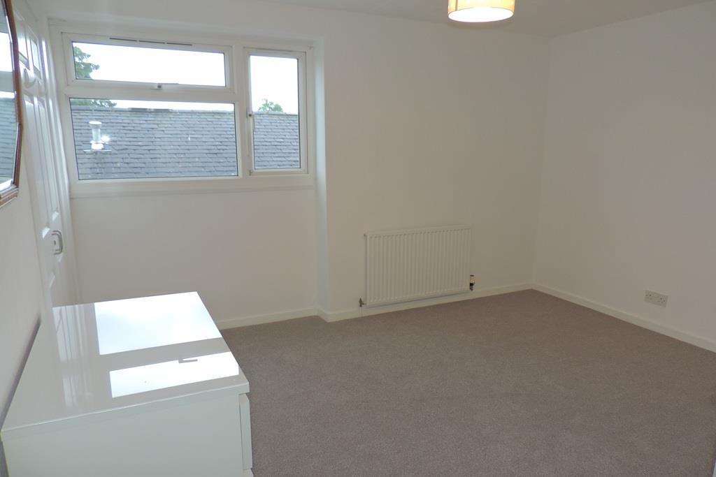 Back bedroom.jpg