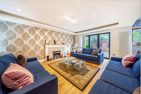 6 bedroom detached house for sale, The Oaks, Hertfordshire WD19