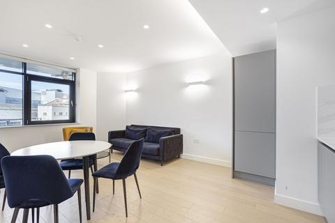 1 bedroom apartment to rent, Vonder Skies, New Horizons Court TW8