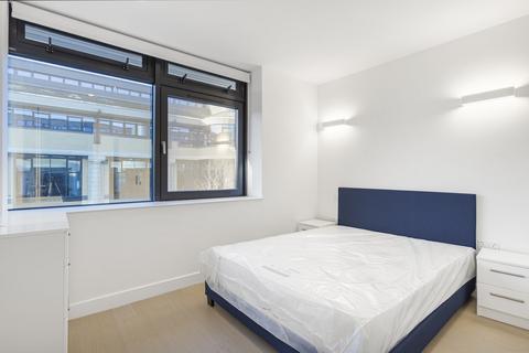 1 bedroom apartment to rent, Vonder Skies, New Horizons Court TW8