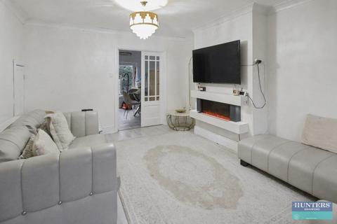 undefined, Sandringham Close, Bradford, BD14 6EB