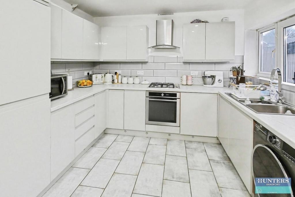 EDITED KITCHEN.jpg