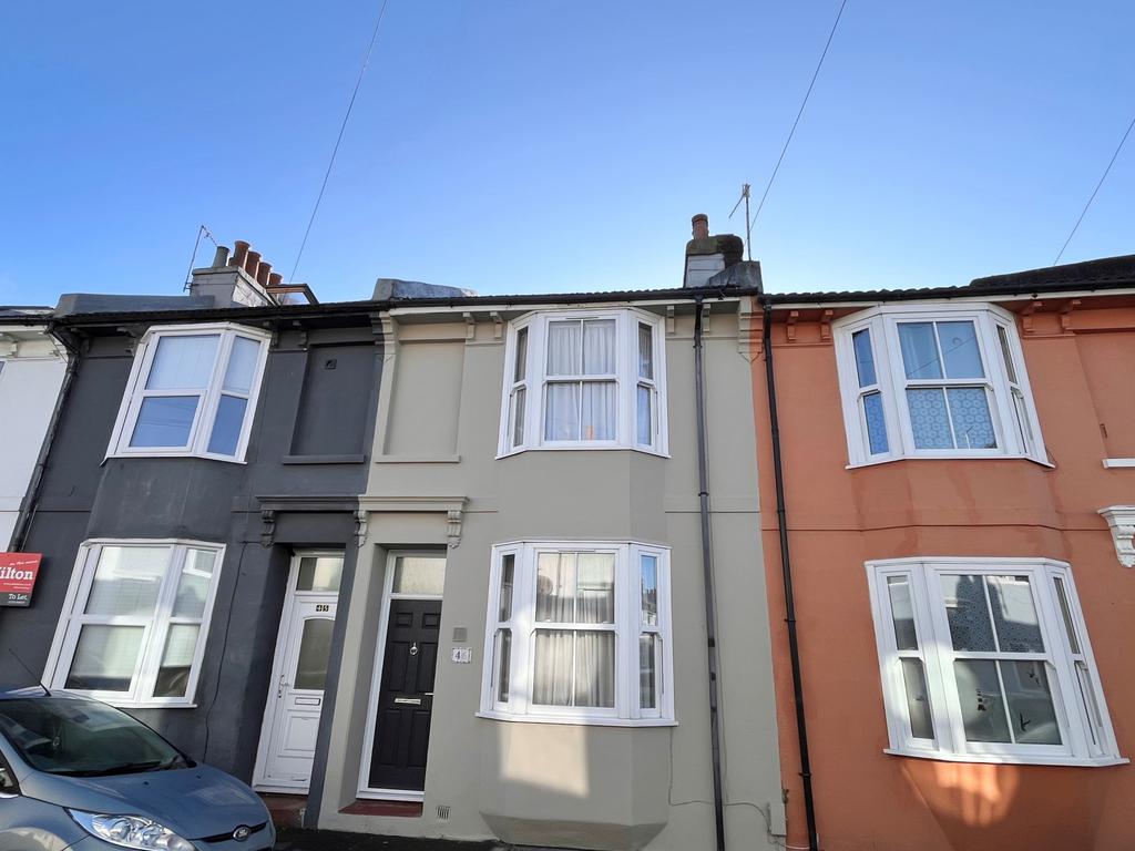 4 Bed Terraced