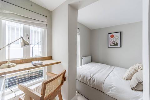 2 bedroom flat to rent, Cornwall Gardens, South Kensington, London, SW7