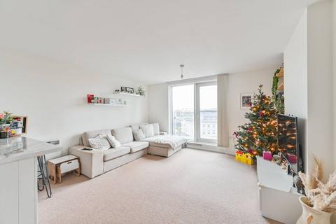2 bedroom flat for sale, St Georges Wharf, Vauxhall, London, SW8
