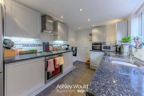 2 bedroom terraced house for sale, Beechwood Road, Birmingham B14