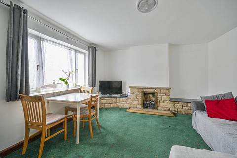 2 bedroom maisonette for sale, Roman Road, Muswell Hill, London, N10