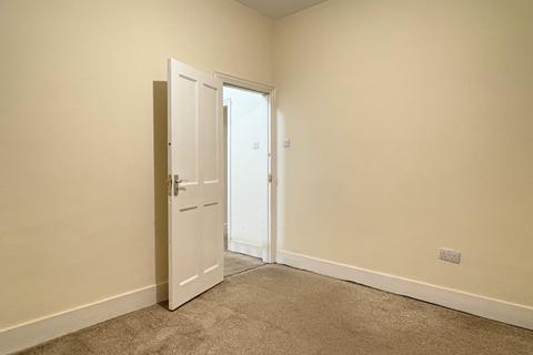 3 bedroom house to rent, Priory Avenue, Wembley, HA0