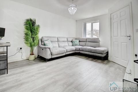 undefined, Woodpecker Close, Coventry