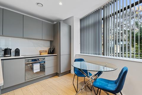 1 bedroom flat to rent, Flat 2, Park Hill House, New Horizons Court TW8