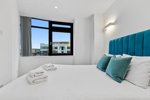 1 bedroom flat to rent, Flat 2, Park Hill House, New Horizons Court TW8