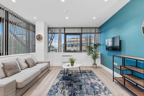 1 bedroom flat to rent, Flat 2, Park Hill House, New Horizons Court TW8