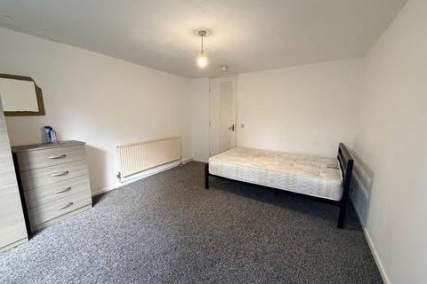 undefined, 21 Sanctuary Close, Harefield UB9
