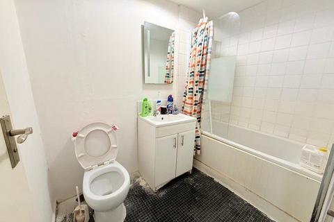 undefined, 21 Sanctuary Close, Harefield UB9