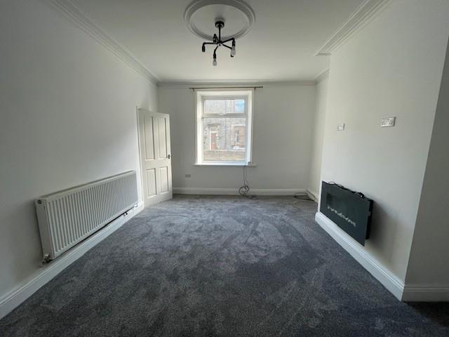Lounge 3.jpg