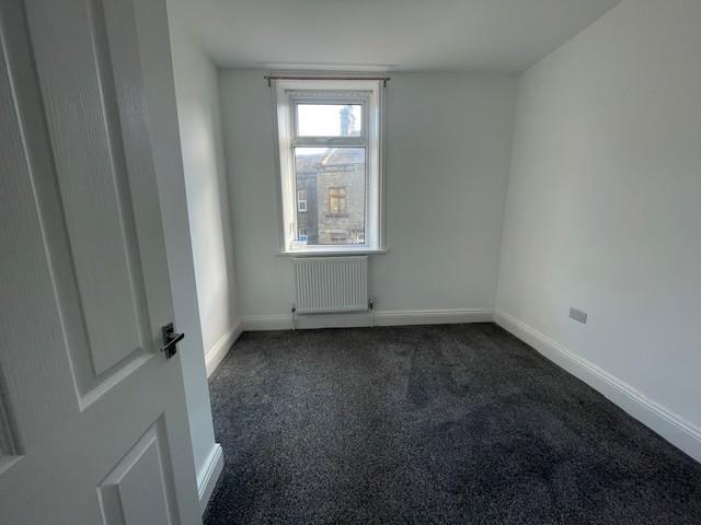 Bedroom 3.jpg