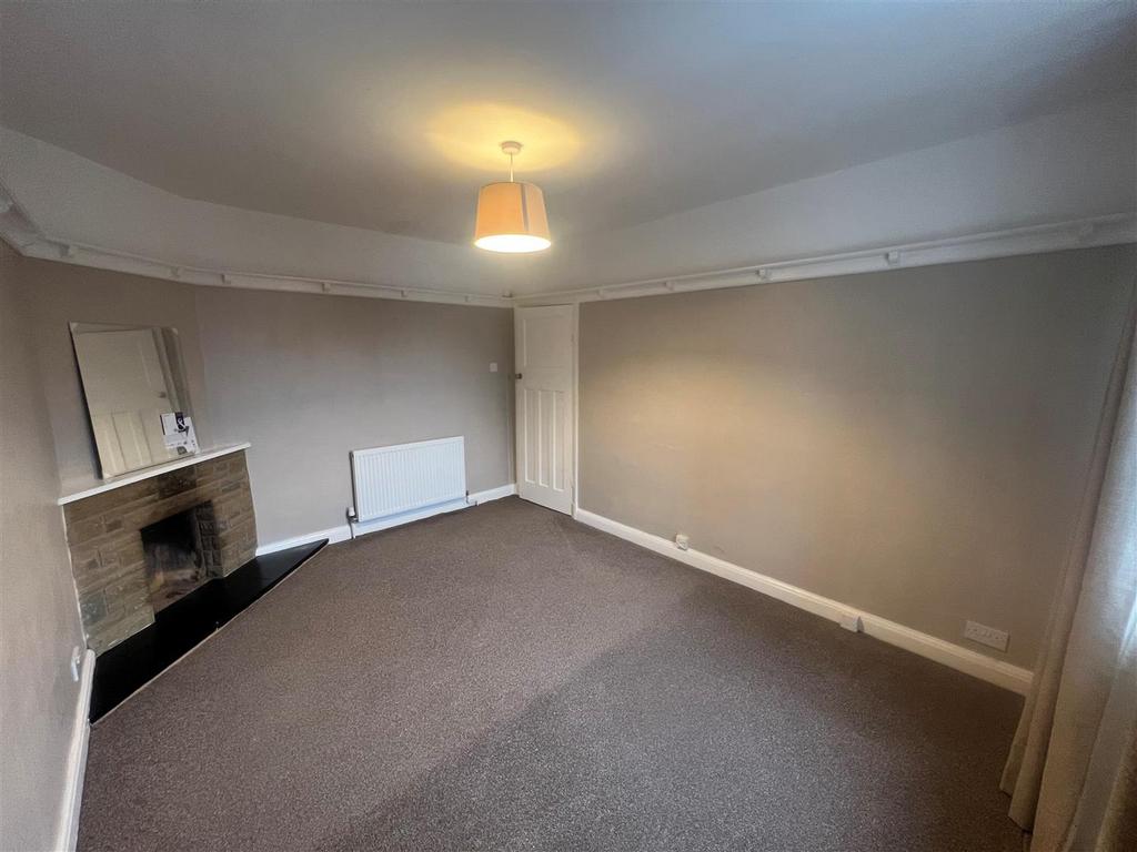 Living room 1.jpg