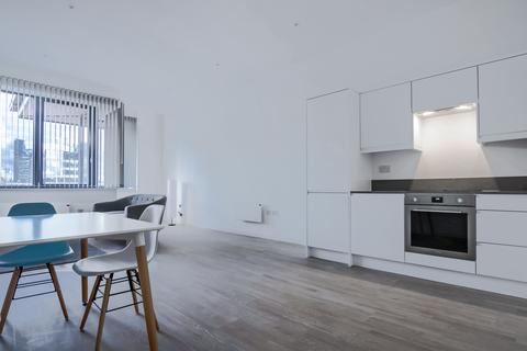 1 bedroom apartment to rent, Vonder Village, Riverbank Way TW8