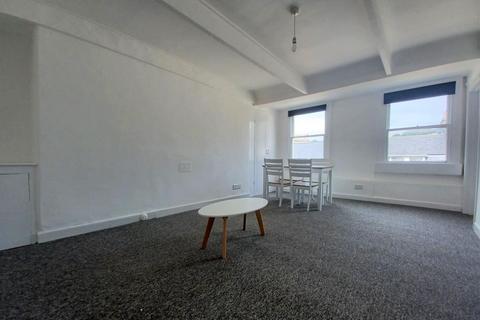 2 bedroom apartment to rent, Great Bedford Street, Bath BA1