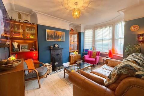 3 bedroom end of terrace house for sale, Muir Road, Ramsgate CT11