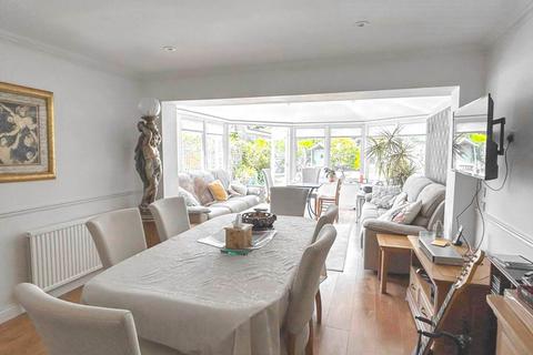 4 bedroom detached house for sale, Grove Road, Sonning Common, South Oxfordshire