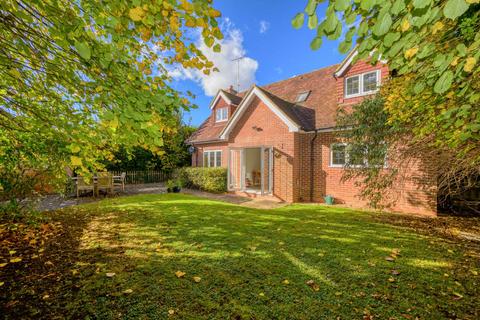 Gravel Hill, Peppard Common, Henley-on-Thames, South Oxfordshire