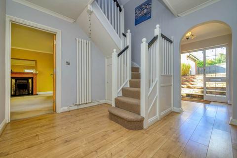 3 bedroom detached house for sale, Gravel Hill, Peppard Common, Henley-on-Thames, South Oxfordshire