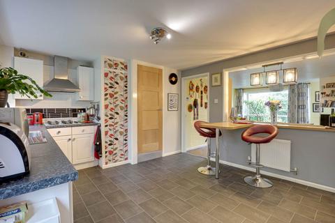 3 bedroom terraced house for sale, Elm Court, Sonning Common, South Oxfordshire