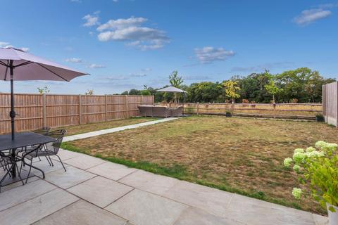 4 bedroom detached house for sale, Hemphill Place, Sonning Common, South Oxfordshire