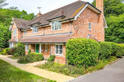 undefined, Shiplake Bottom, Peppard Common, Henley-on-Thames, South Oxfordshire