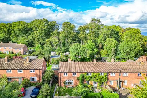 2 bedroom townhouse for sale, Bardolphs Close, Chazey Heath, Nr Reading, South Oxfordshire