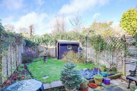 3 bedroom townhouse for sale, Elm Court, Sonning Common, South Oxfordshire